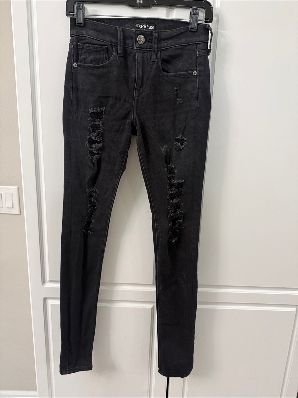 Express Black Distressed Skinny Jeans - Women’s